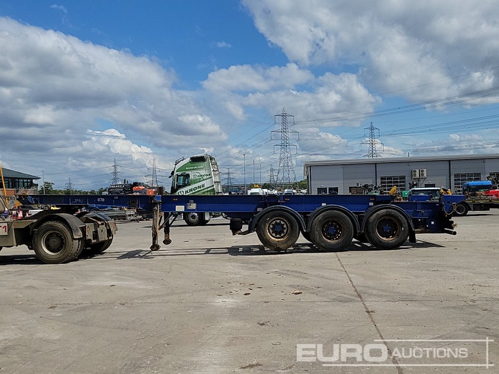 Dennison Trailers Tri Axle Skelton Trailer, Lift Axle - Semi-reboque plataforma/ Caixa aberta: foto 2 Dennison Trailers Tri Axle Skelton Trailer, Lift Axle - Semi-reboque plataforma/ Caixa aberta: foto 2