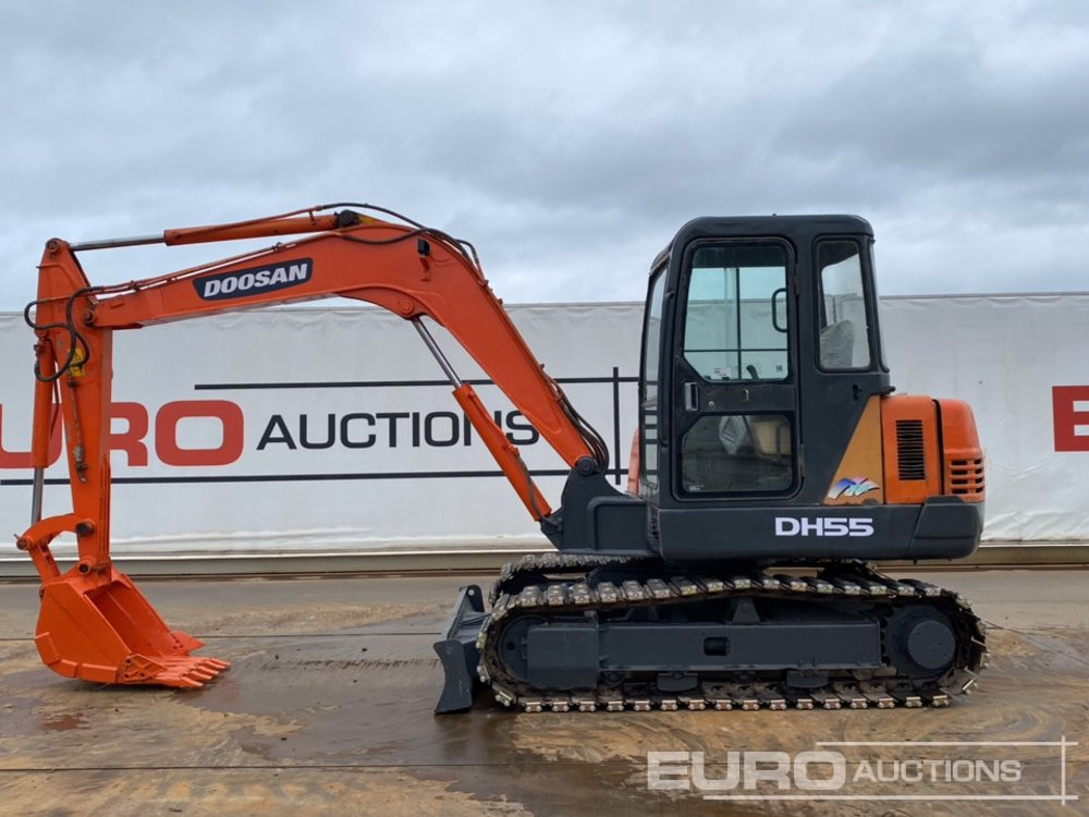 Doosan DH55-V - Mini escavadeira: foto 2 Doosan DH55-V - Mini escavadeira: foto 2