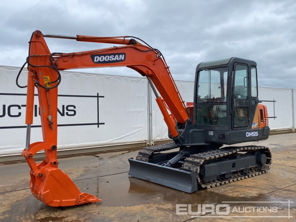 Doosan DH55-V - Mini escavadeira: foto 1 Doosan DH55-V - Mini escavadeira: foto 1