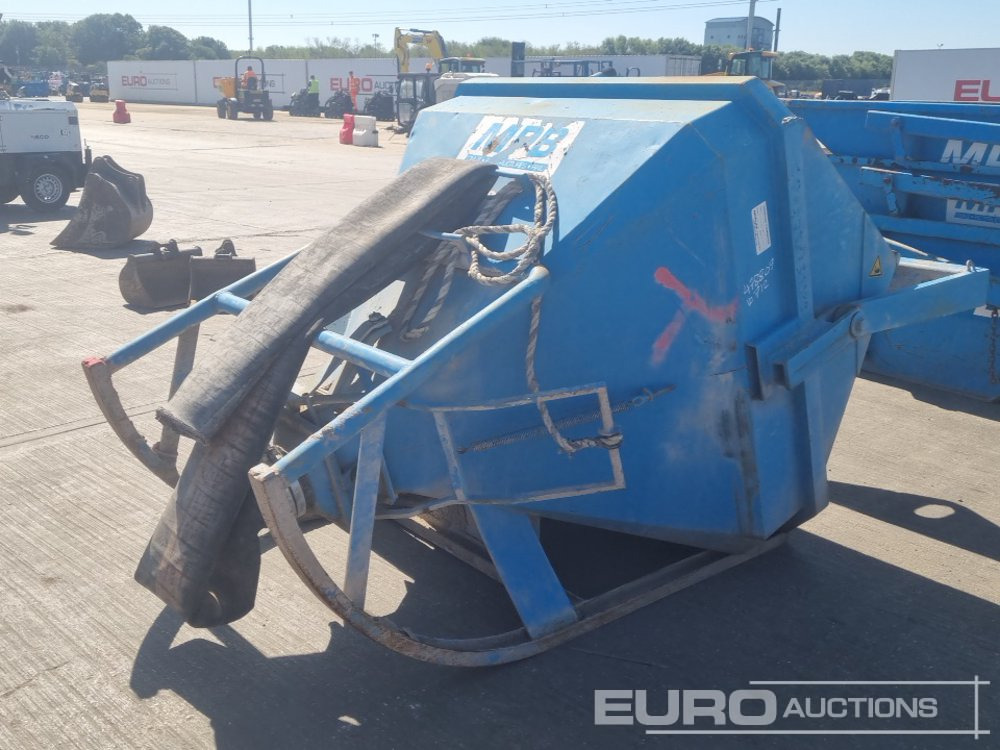 Eichinger Concrete Pouring Skip to suit Crane - Contentor basculante: foto 1 Eichinger Concrete Pouring Skip to suit Crane - Contentor basculante: foto 1
