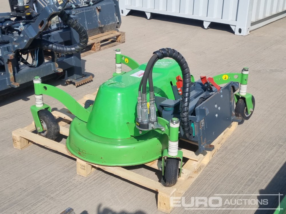 2019 Avant Hydraulic Cutting Deck to suit Compact Wheeled Loader - Equipamento para Escavadeira: foto 3 2019 Avant Hydraulic Cutting Deck to suit Compact Wheeled Loader - Equipamento para Escavadeira: foto 3