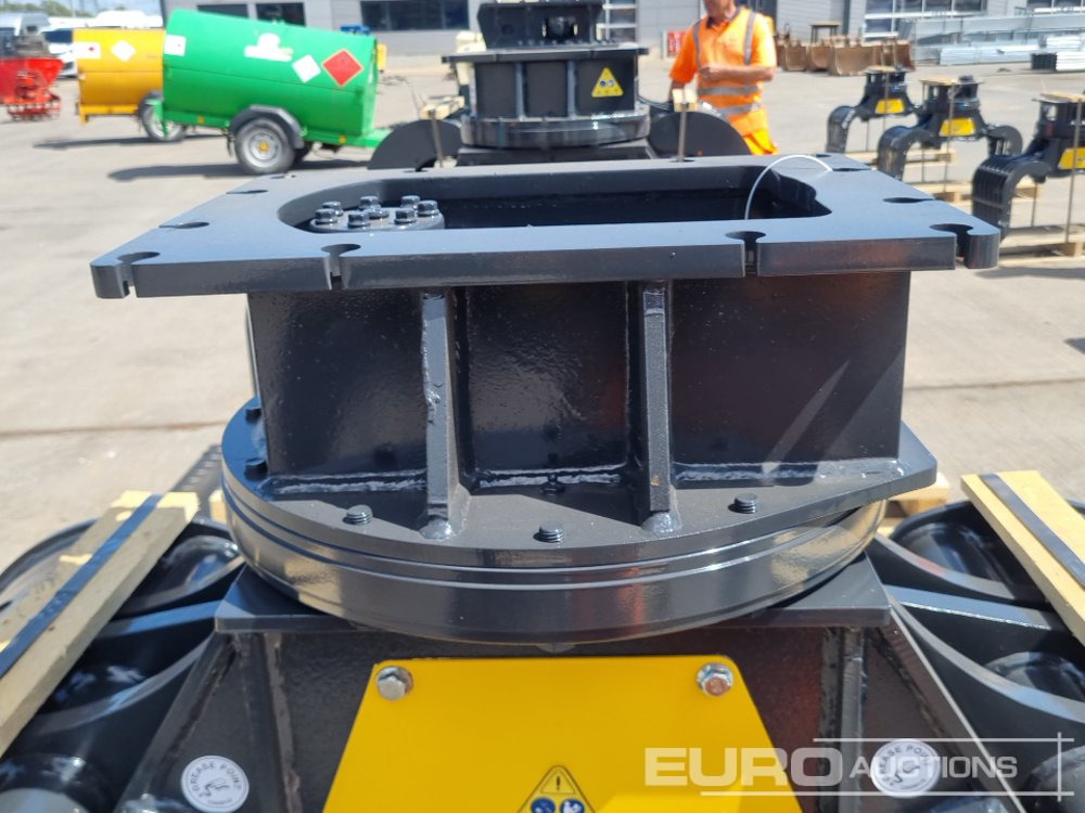 Equipamento para Escavadeira Unused 2025 Mustang GRP450: foto 11