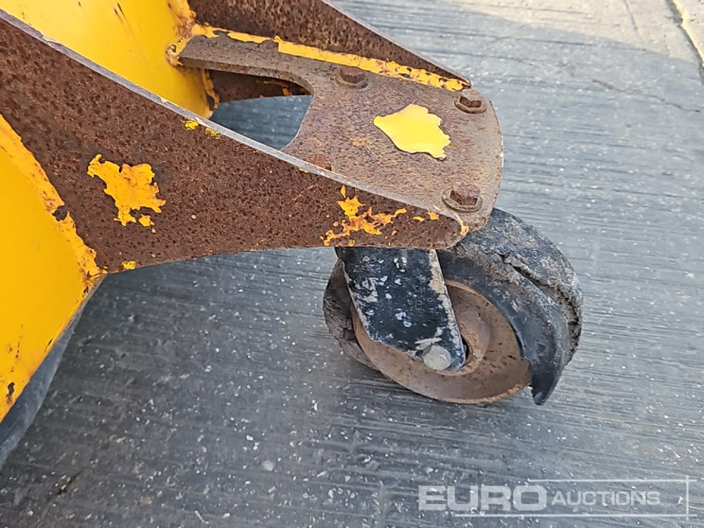 Equipamento de movimentação JCB Hydraulic Sweeper Collector to suit Telehandler: foto 14 Equipamento de movimentação JCB Hydraulic Sweeper Collector to suit Telehandler: foto 14
