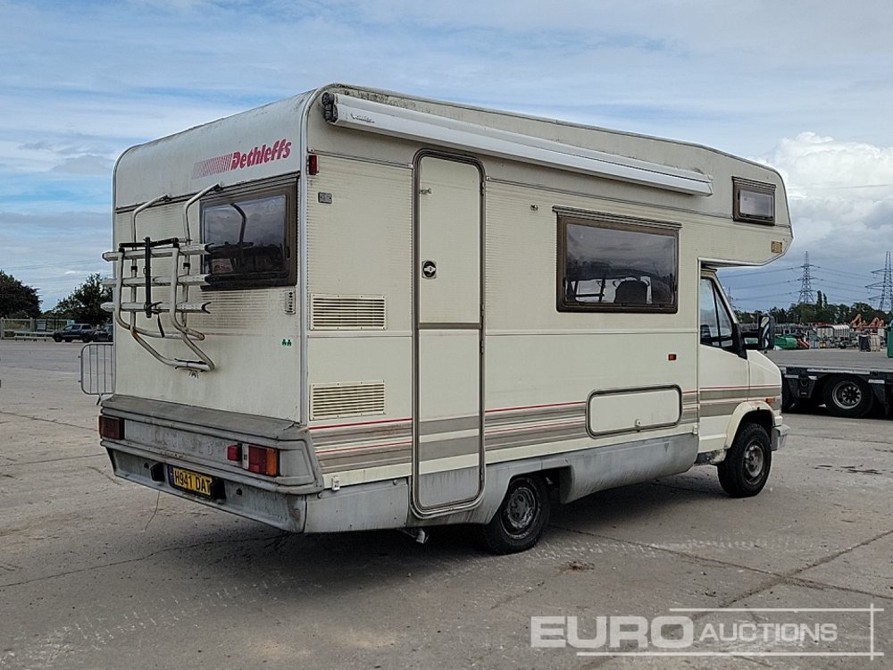 Fiat Ducato - Autocaravana capucine: foto 5 Fiat Ducato - Autocaravana capucine: foto 5
