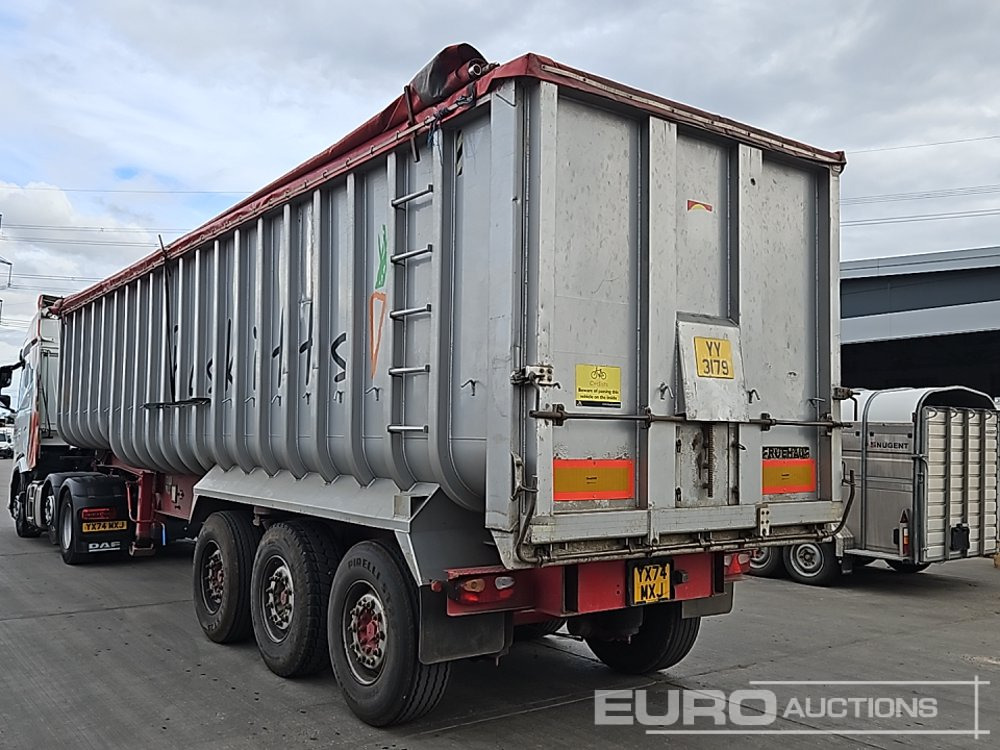 Fruehauf Tri Axle Bulk Tipping Trailer, Easy Sheet - Semi-reboque basculante: foto 3 Fruehauf Tri Axle Bulk Tipping Trailer, Easy Sheet - Semi-reboque basculante: foto 3