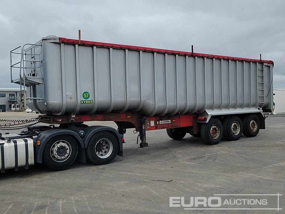 Fruehauf Tri Axle Bulk Tipping Trailer, Easy Sheet - Semi-reboque basculante: foto 1 Fruehauf Tri Axle Bulk Tipping Trailer, Easy Sheet - Semi-reboque basculante: foto 1