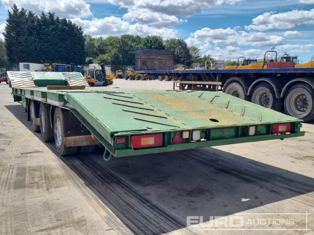 General Trailers Tri Axle Step Frame Low Loader Trailer - Semi-reboque baixa: foto 3 General Trailers Tri Axle Step Frame Low Loader Trailer - Semi-reboque baixa: foto 3