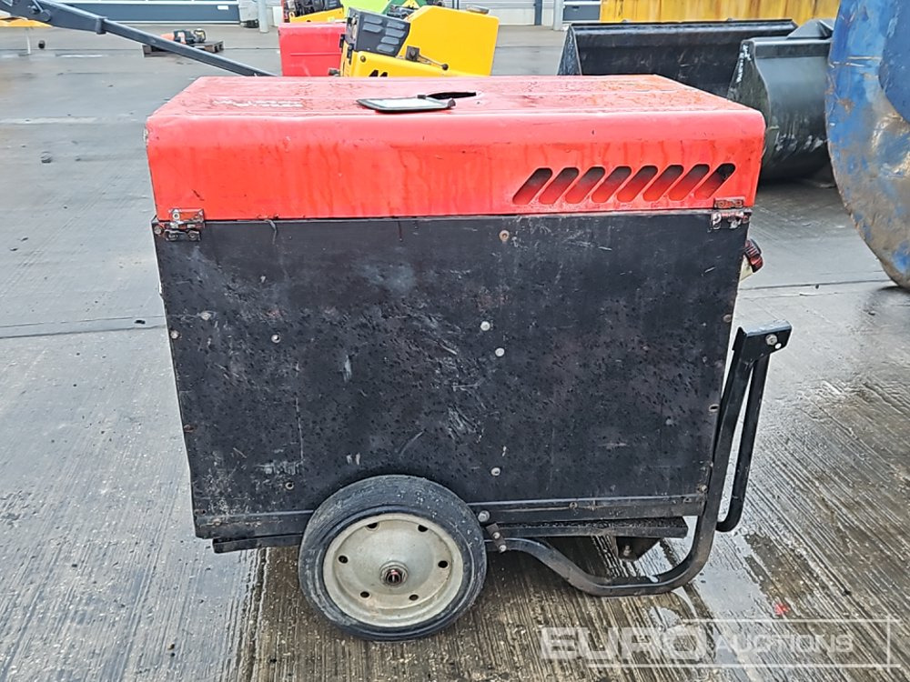 Generator, Yanmar Engine - Gerador elétrico: foto 2 Generator, Yanmar Engine - Gerador elétrico: foto 2