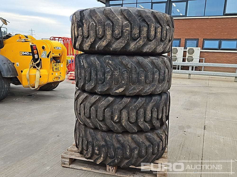 Goodyear 15.5-25 Tyre (4 of) - Pneu: foto 2 Goodyear 15.5-25 Tyre (4 of) - Pneu: foto 2