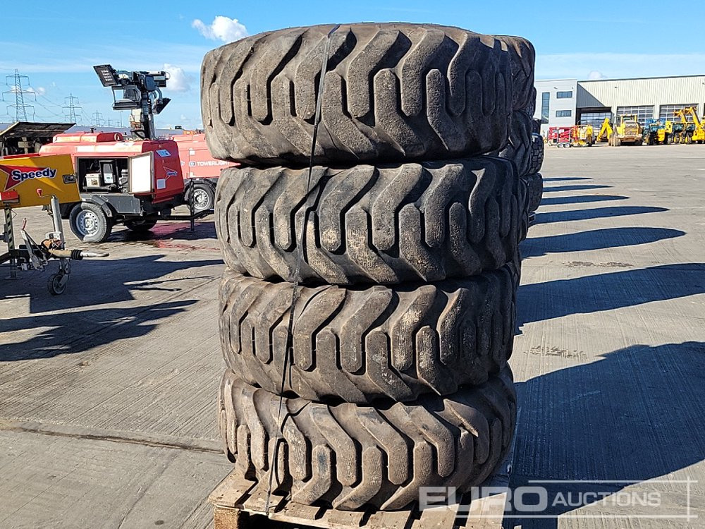 Goodyear 15.5-25 Tyre (4 of) - Pneu: foto 2 Goodyear 15.5-25 Tyre (4 of) - Pneu: foto 2
