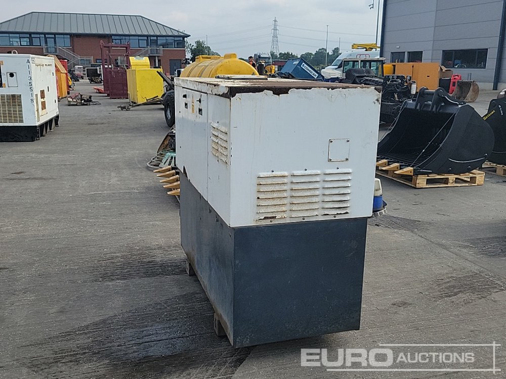 Harrington 12.5kVA Generator, Kubota Engine - Gerador elétrico: foto 3 Harrington 12.5kVA Generator, Kubota Engine - Gerador elétrico: foto 3