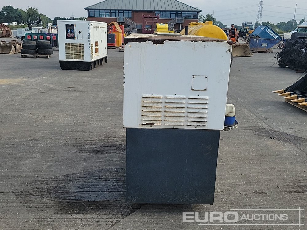 Harrington 12.5kVA Generator, Kubota Engine - Gerador elétrico: foto 4 Harrington 12.5kVA Generator, Kubota Engine - Gerador elétrico: foto 4