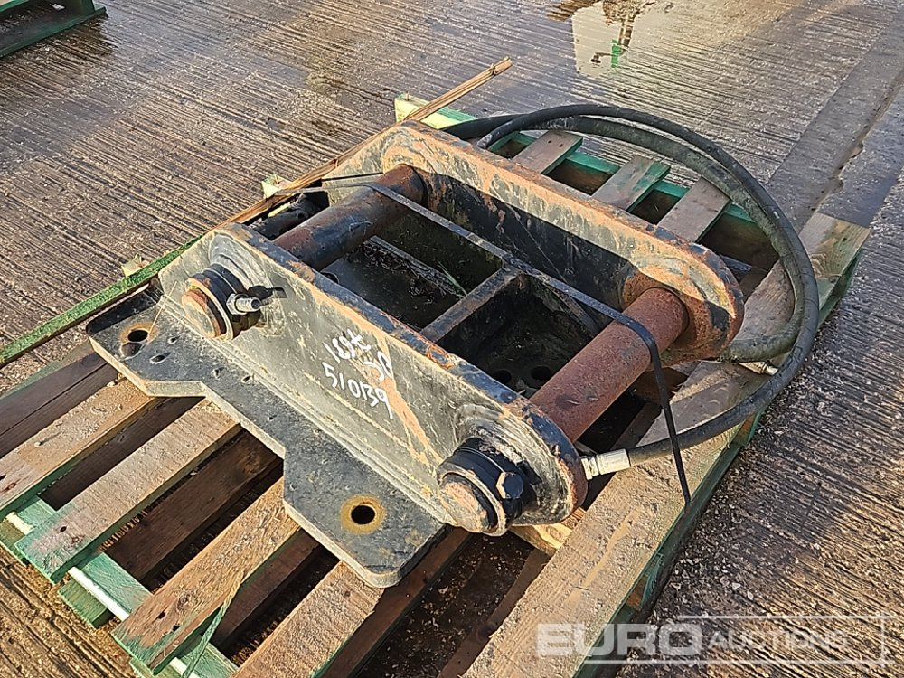 Headstock 65mm Pin to suit 13 Ton Excavator & Hydraulic Hoses - Balde: foto 1 Headstock 65mm Pin to suit 13 Ton Excavator & Hydraulic Hoses - Balde: foto 1