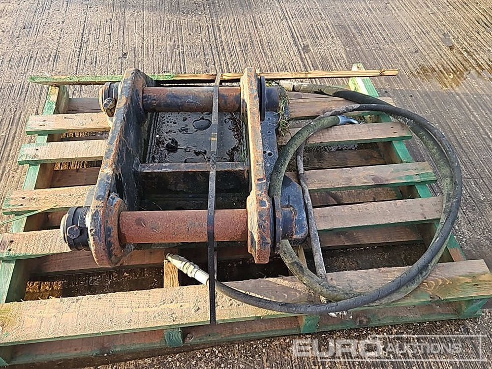 Headstock 65mm Pin to suit 13 Ton Excavator & Hydraulic Hoses - Balde: foto 2 Headstock 65mm Pin to suit 13 Ton Excavator & Hydraulic Hoses - Balde: foto 2