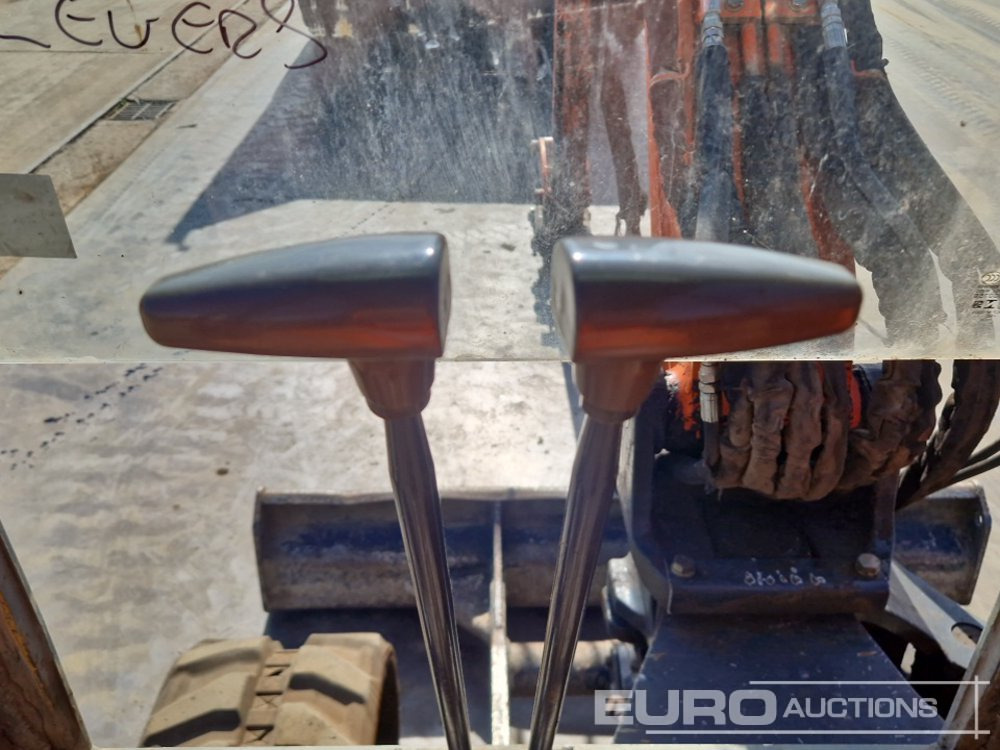 Mini escavadeira Hitachi ZX50 CLR: foto 50