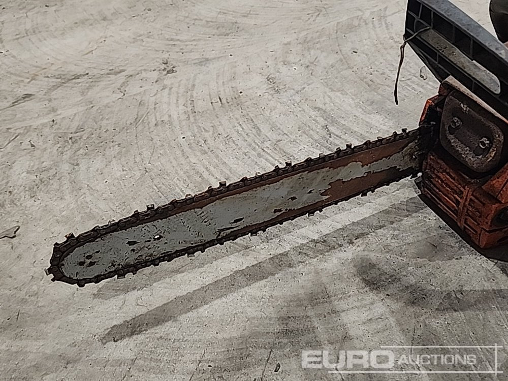 Husqvarna Petrol Chansaw - Equipamento para oficina: foto 5 Husqvarna Petrol Chansaw - Equipamento para oficina: foto 5