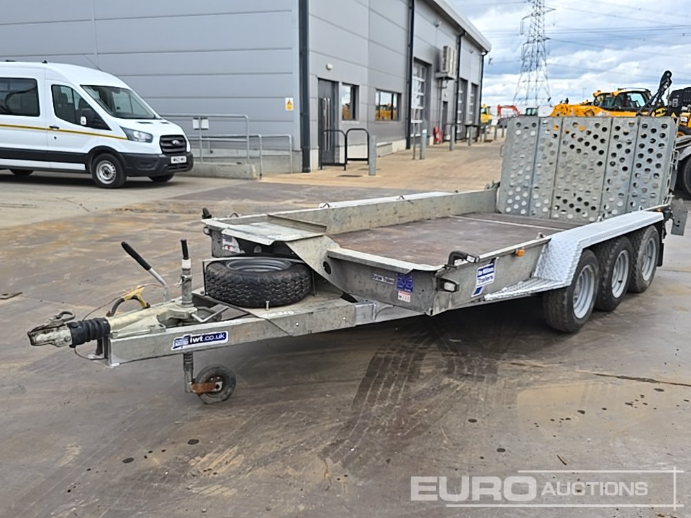 Ifor Williams GH146BT-3 - Reboque porta máquinas: foto 1 Ifor Williams GH146BT-3 - Reboque porta máquinas: foto 1