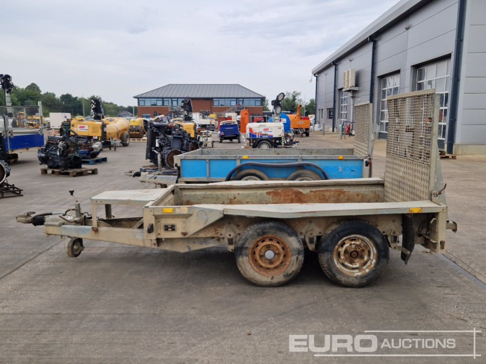 Ifor Williams GX84 - Reboque porta máquinas: foto 2 Ifor Williams GX84 - Reboque porta máquinas: foto 2