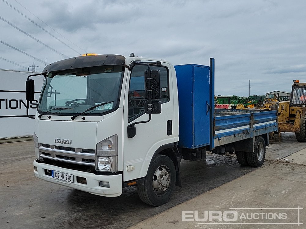 Isuzu 4x2 Dropside Tipper Lorry , Manual Gearbox - Camião basculante: foto 1 Isuzu 4x2 Dropside Tipper Lorry , Manual Gearbox - Camião basculante: foto 1