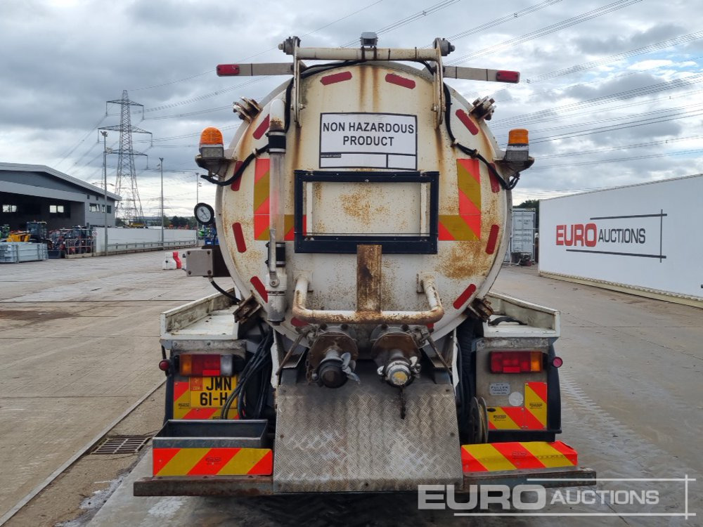 Iveco 100E18 - Camião cisterna: foto 4 Iveco 100E18 - Camião cisterna: foto 4