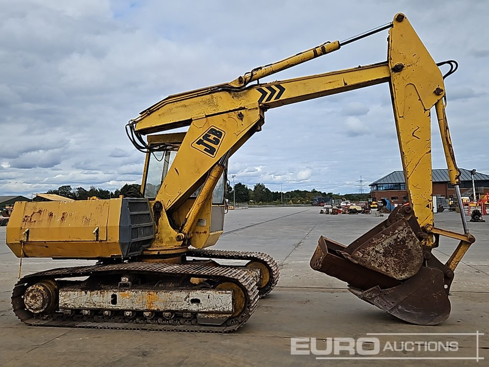 Escavadora de rastos JCB 806C: foto 6