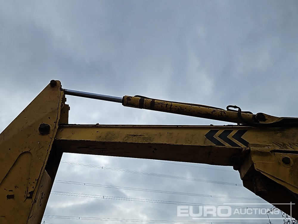 Escavadora de rastos JCB 806C: foto 23