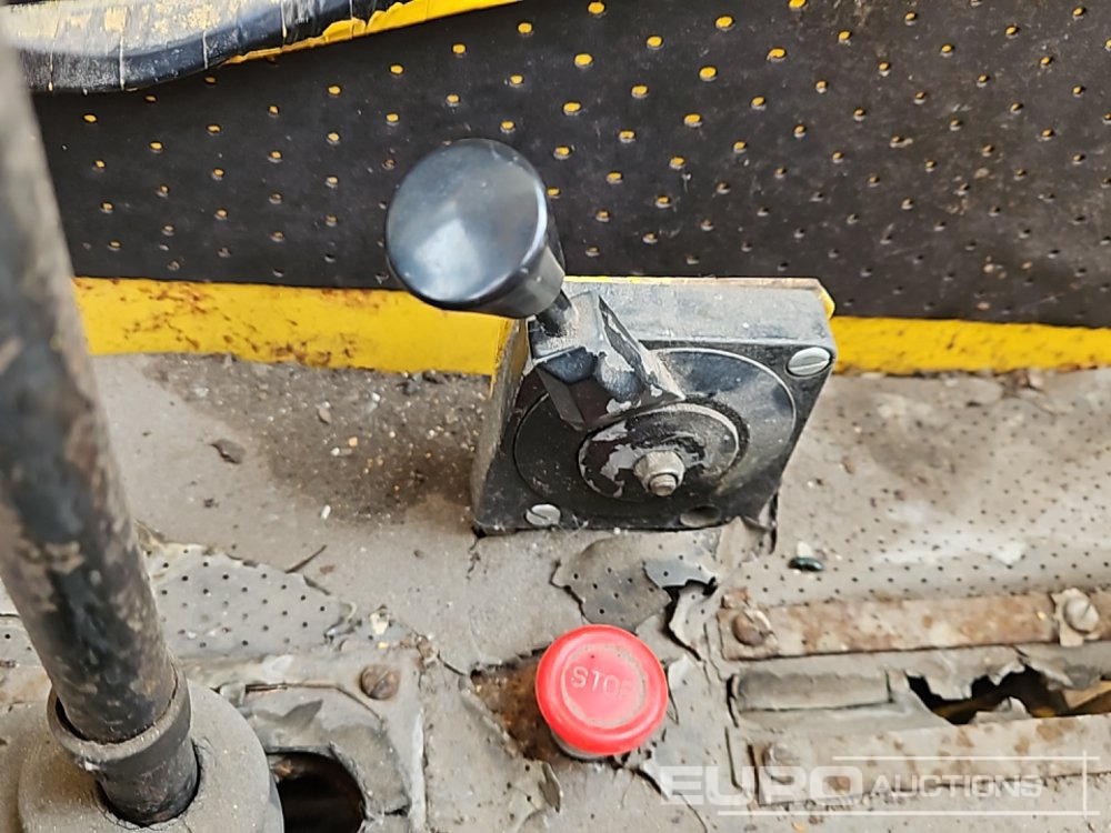 Escavadora de rastos JCB 806C: foto 40