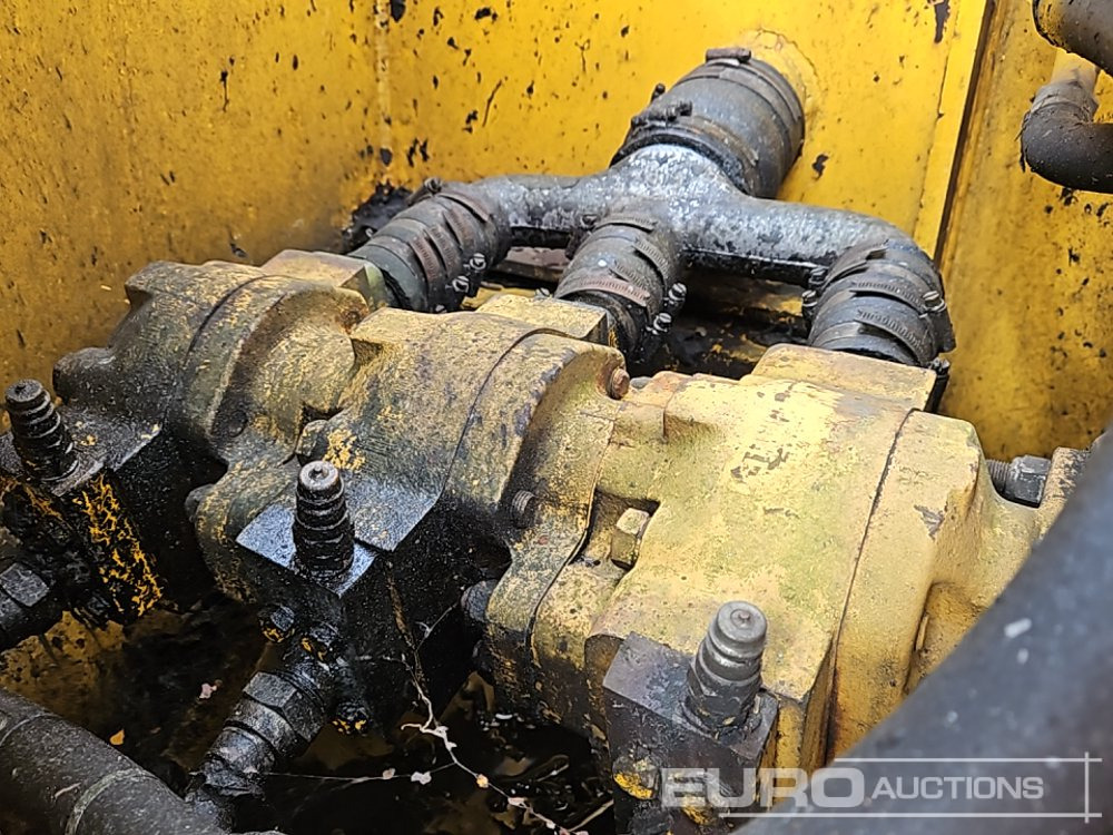 Escavadora de rastos JCB 806C: foto 33