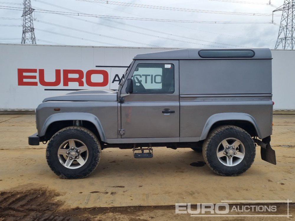 Land Rover Defender - SUV: foto 2 Land Rover Defender - SUV: foto 2