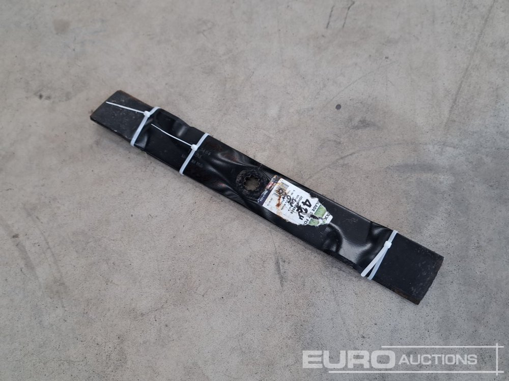 Equipamento de construção Lawnmower Blades to Suit 42" John Deere Mower (2 of): foto 7