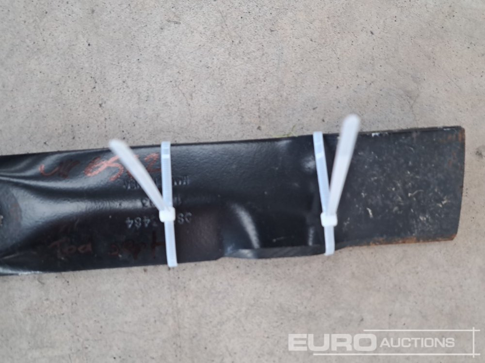 Equipamento de construção Lawnmower Blades to Suit 42" John Deere Mower (2 of): foto 11