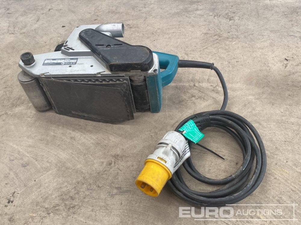 Makita 9404 110 Volt Sander - Equipamento de construção: foto 4 Makita 9404 110 Volt Sander - Equipamento de construção: foto 4