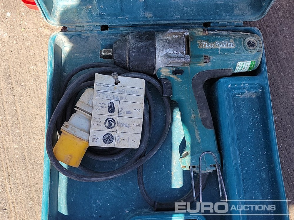 Equipamento de construção Makita Battery Reciprocating Saw, Hilti 110Volt Diamond Core Drill, Hilti Battery Hammer Drill, Hilti Battery Impact Gun, Makita 110Volt Impact Gun, Hilti Battery Drill, Stihl Petrol Backpack Leaf Blo: foto 15