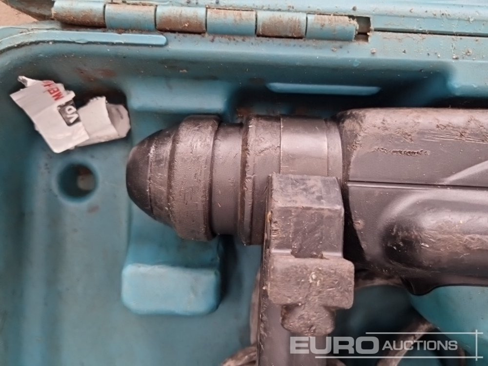 Equipamento de construção Makita HR3210C 110 Volt Hammer Drill/Breaker: foto 11