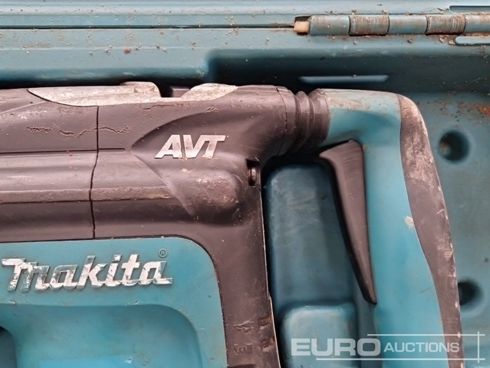 Equipamento de construção Makita HR3210C 110 Volt Hammer Drill/Breaker: foto 15
