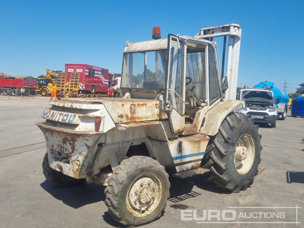 Manitou Diesel Rough Terrain Forklift, 2 Stage Mast, Forks - Empilhador todo-o-terreno: foto 5 Manitou Diesel Rough Terrain Forklift, 2 Stage Mast, Forks - Empilhador todo-o-terreno: foto 5
