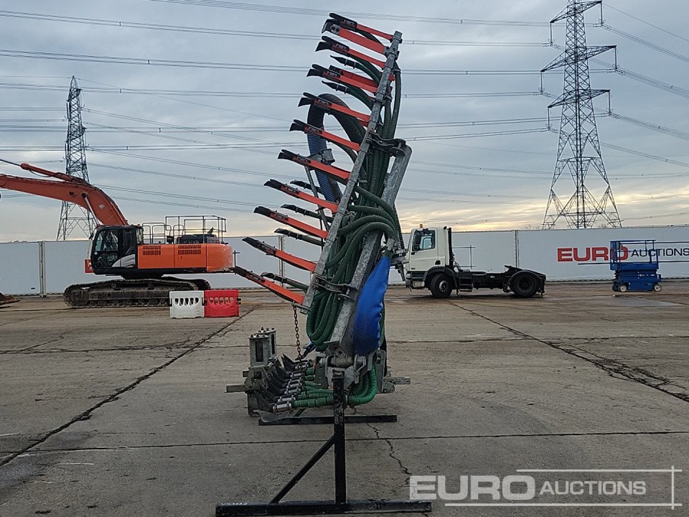 Máquina agrícola Abbey Hydraulic Folding Dribble Bar to suit 3 Point Linkage: foto 6