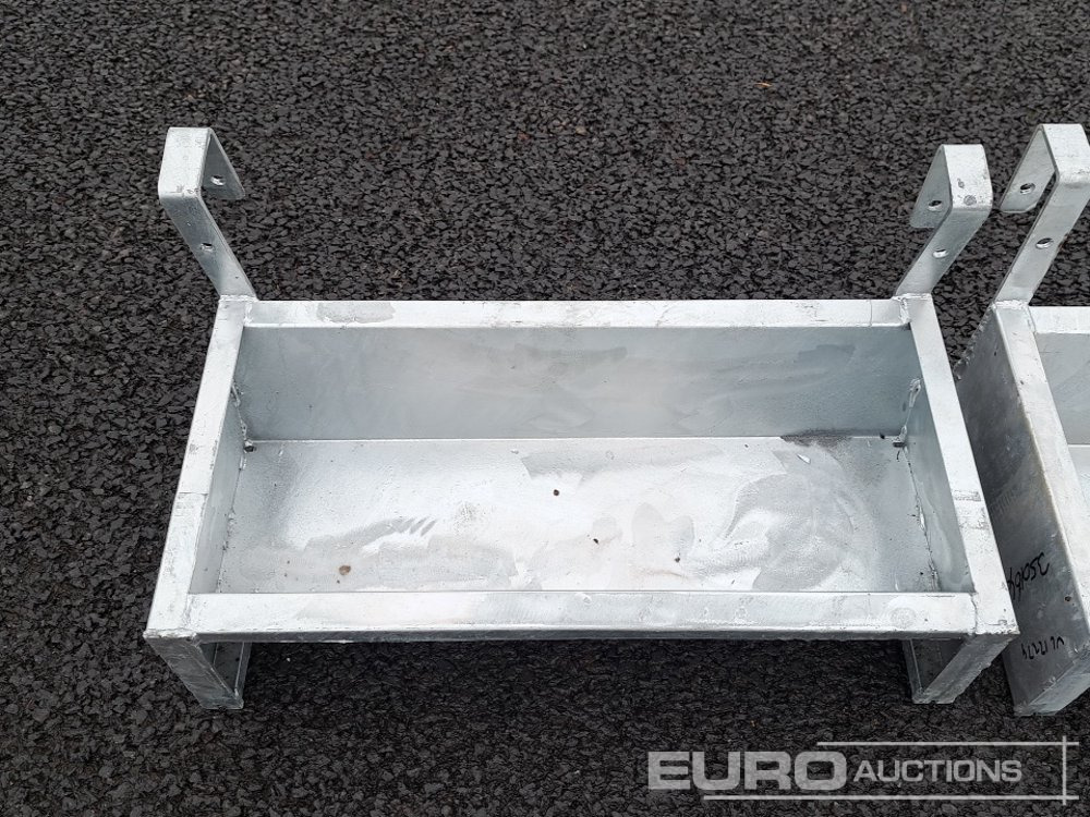 Máquina agrícola Unused 2' Hanging Trough (2 of): foto 6