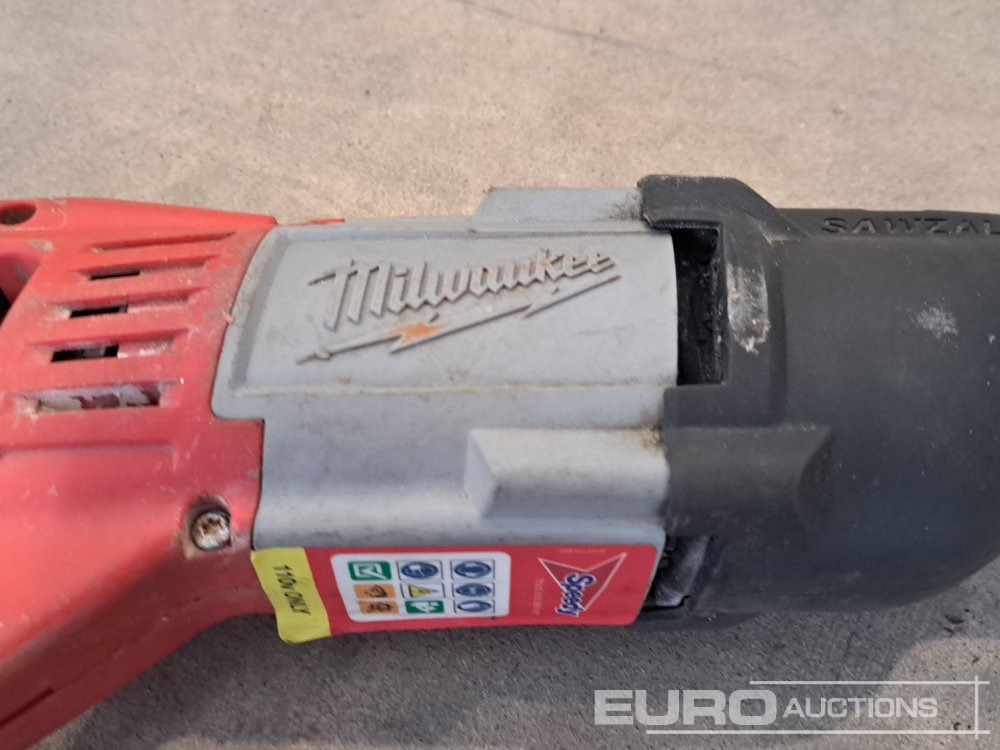 Equipamento de construção Milwaukee 110 Volt Reciprocating Saw & Case: foto 17