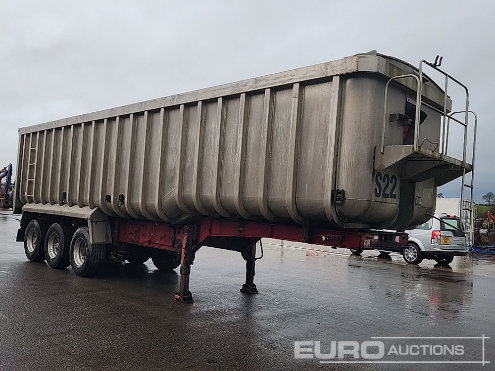 Montacon Tri Axle Bulk Tipping Trailer, Roll Over Cover - Semi-reboque basculante: foto 4 Montacon Tri Axle Bulk Tipping Trailer, Roll Over Cover - Semi-reboque basculante: foto 4