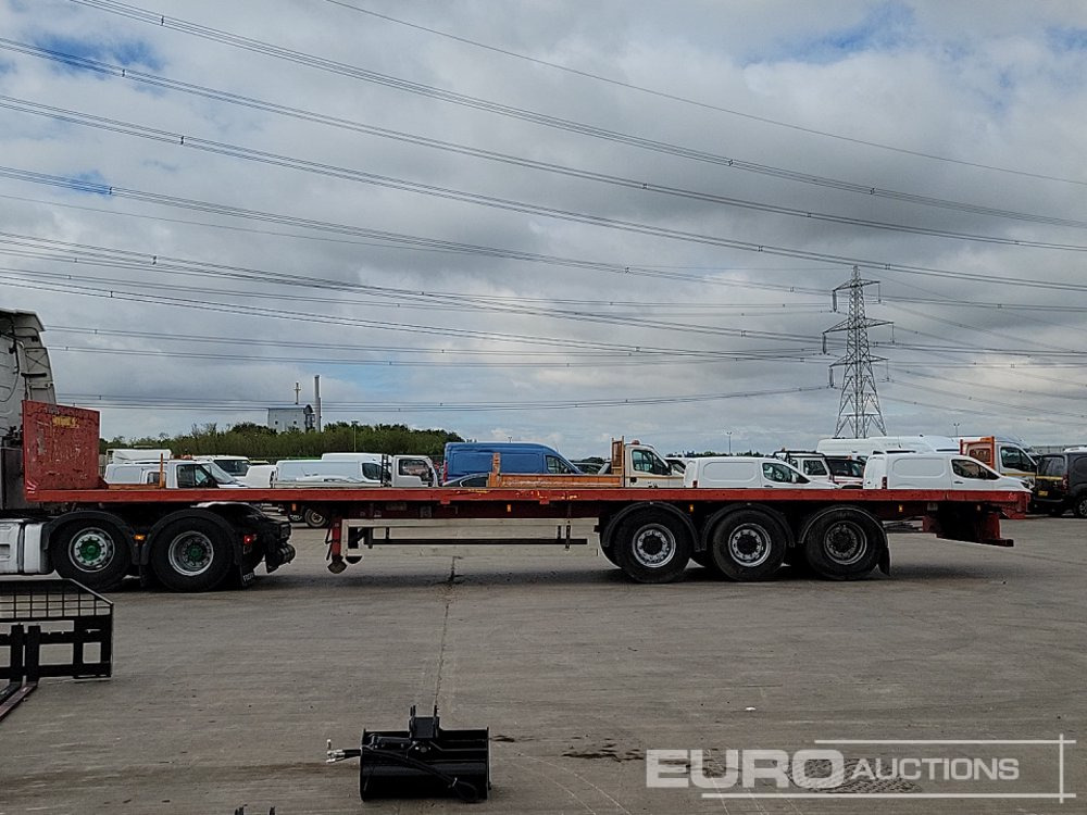 Montracon Tri Axle Flatbed Trailer - Semi-reboque plataforma/ Caixa aberta: foto 2 Montracon Tri Axle Flatbed Trailer - Semi-reboque plataforma/ Caixa aberta: foto 2