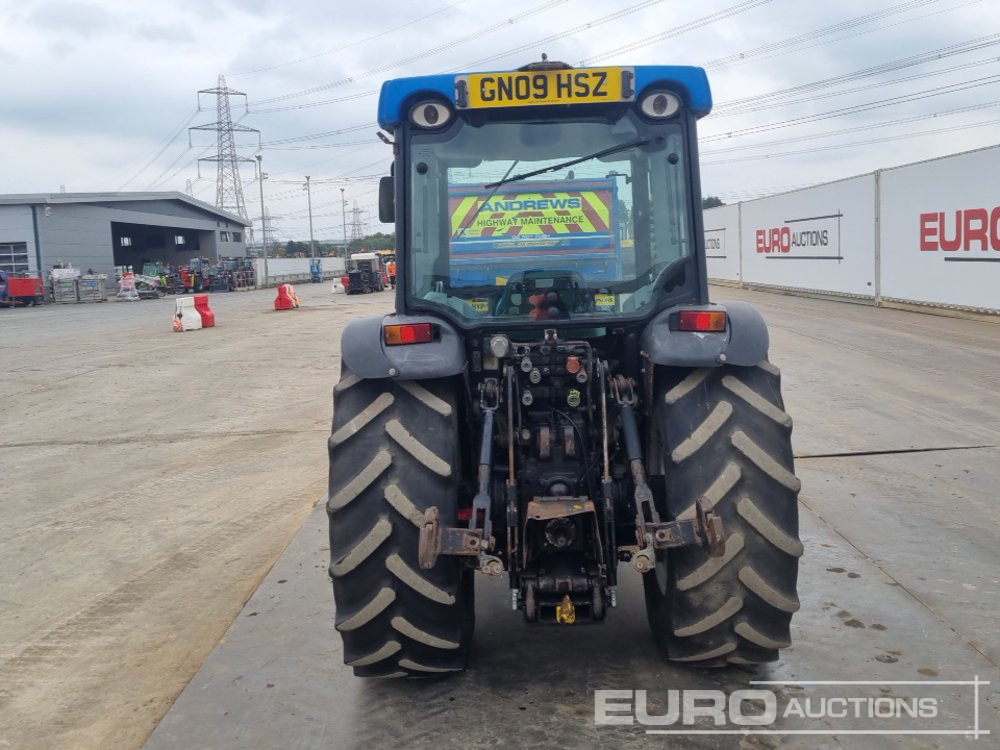 New Holland T4050F - Trator: foto 4 New Holland T4050F - Trator: foto 4
