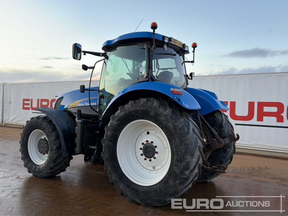 New Holland T7030 - Trator: foto 3 New Holland T7030 - Trator: foto 3