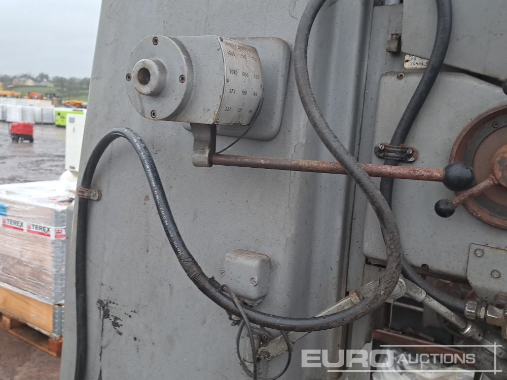 Mandriladora Newall N0. 1520 Jig Boring Machine: foto 11 Mandriladora Newall N0. 1520 Jig Boring Machine: foto 11