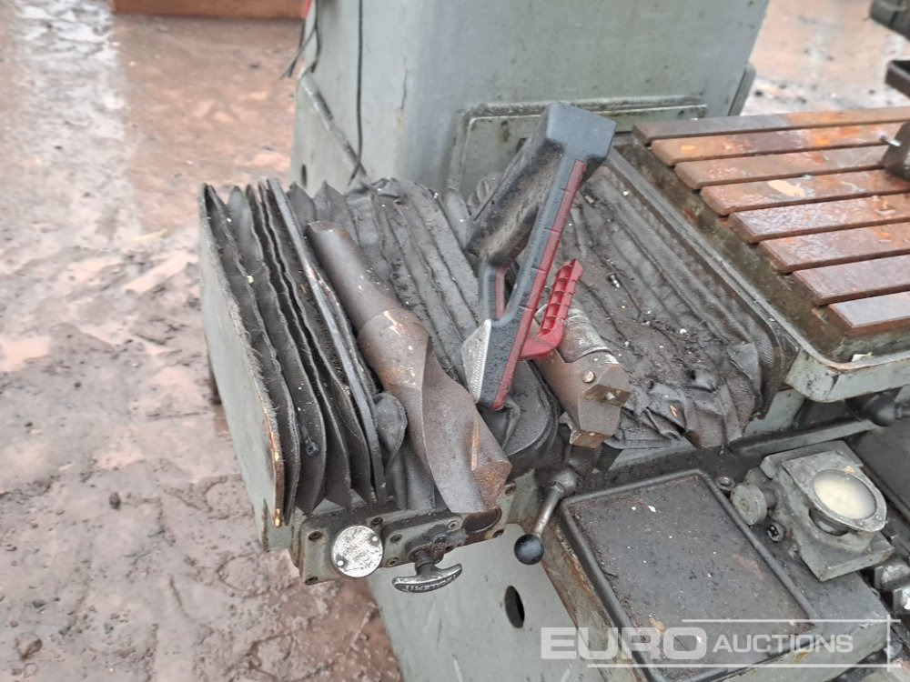 Mandriladora Newall N0. 1520 Jig Boring Machine: foto 9 Mandriladora Newall N0. 1520 Jig Boring Machine: foto 9