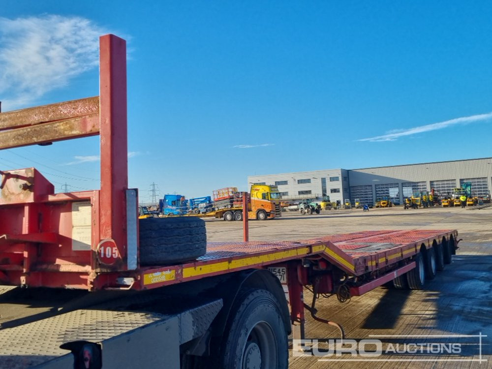 Camião de caixa aberta/ Plataforma Nooteboom 4 Axle Extendable Low Loader Trailer, Twin Axle Rear Steer, Out Riggers: foto 33