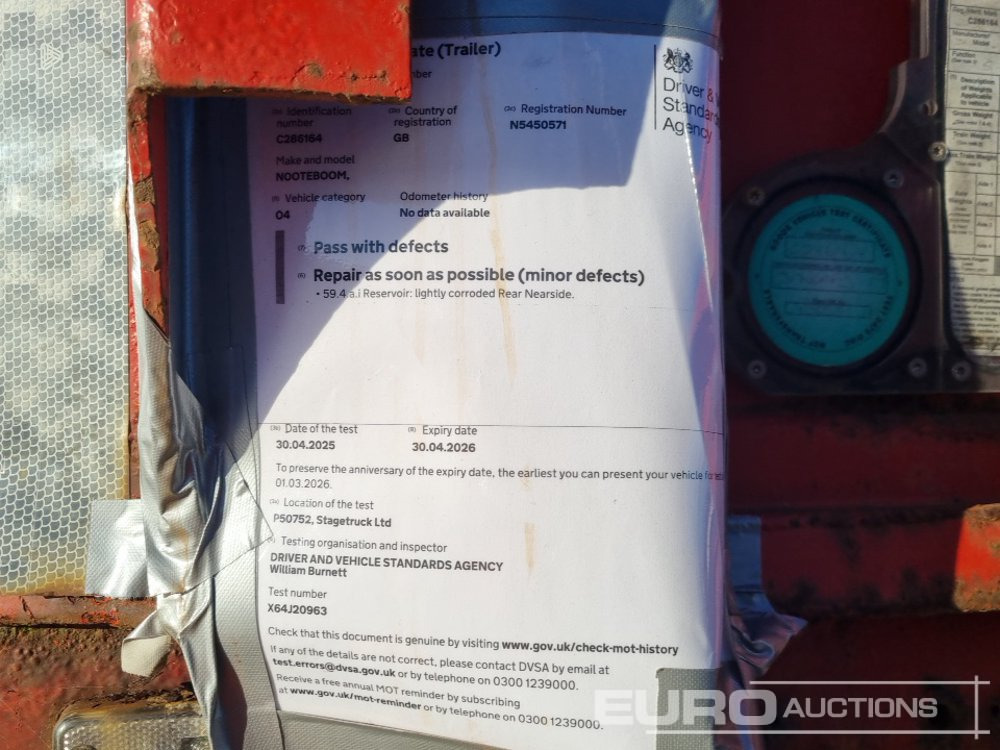 Camião de caixa aberta/ Plataforma Nooteboom 4 Axle Extendable Low Loader Trailer, Twin Axle Rear Steer, Out Riggers: foto 40