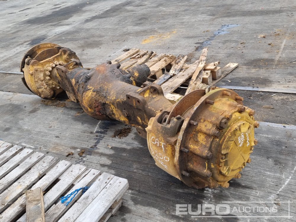 Axle to suit CAT D250 - Peça de reposição: foto 1 Axle to suit CAT D250 - Peça de reposição: foto 1