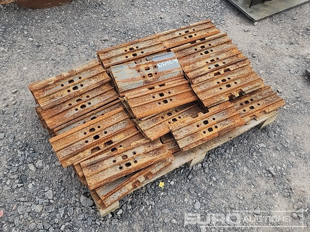 Pallet of 380mm Pads to suit Excavator - Peça de reposição: foto 3 Pallet of 380mm Pads to suit Excavator - Peça de reposição: foto 3