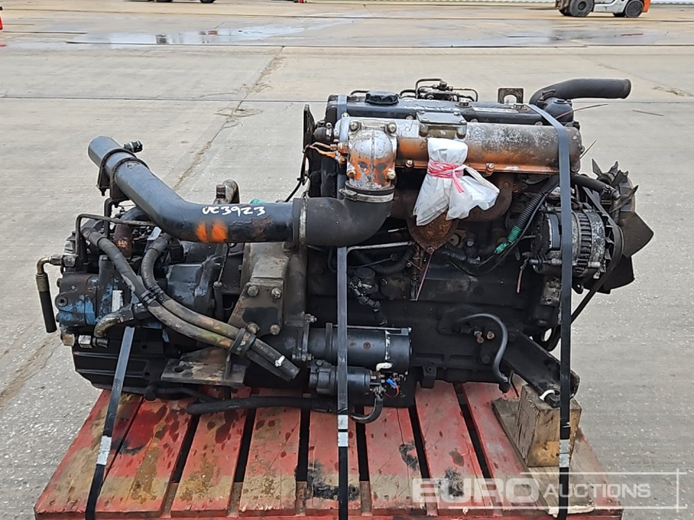 Perkins 4 Cylinder Engine, Gearbox - Motor: foto 2 Perkins 4 Cylinder Engine, Gearbox - Motor: foto 2